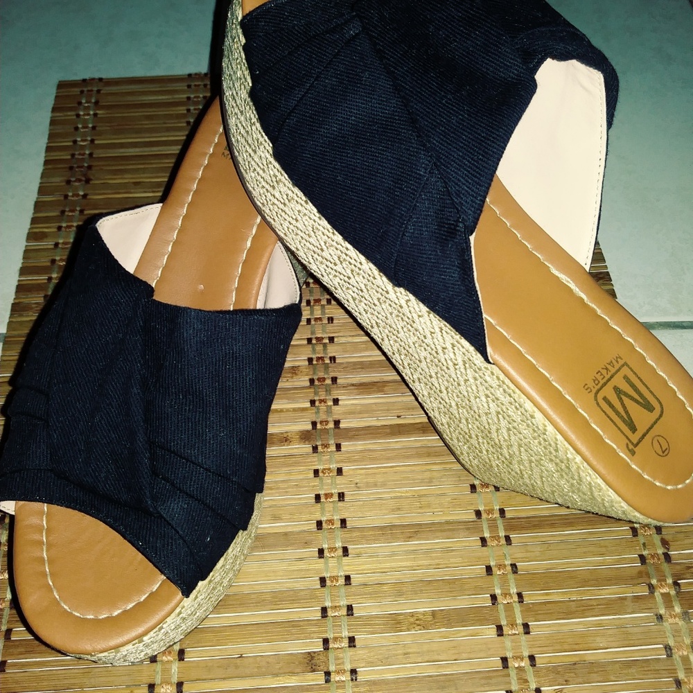 MAKERS BLACK CANVAS JUTE WEDGE SLIP ON SANDAL, 7